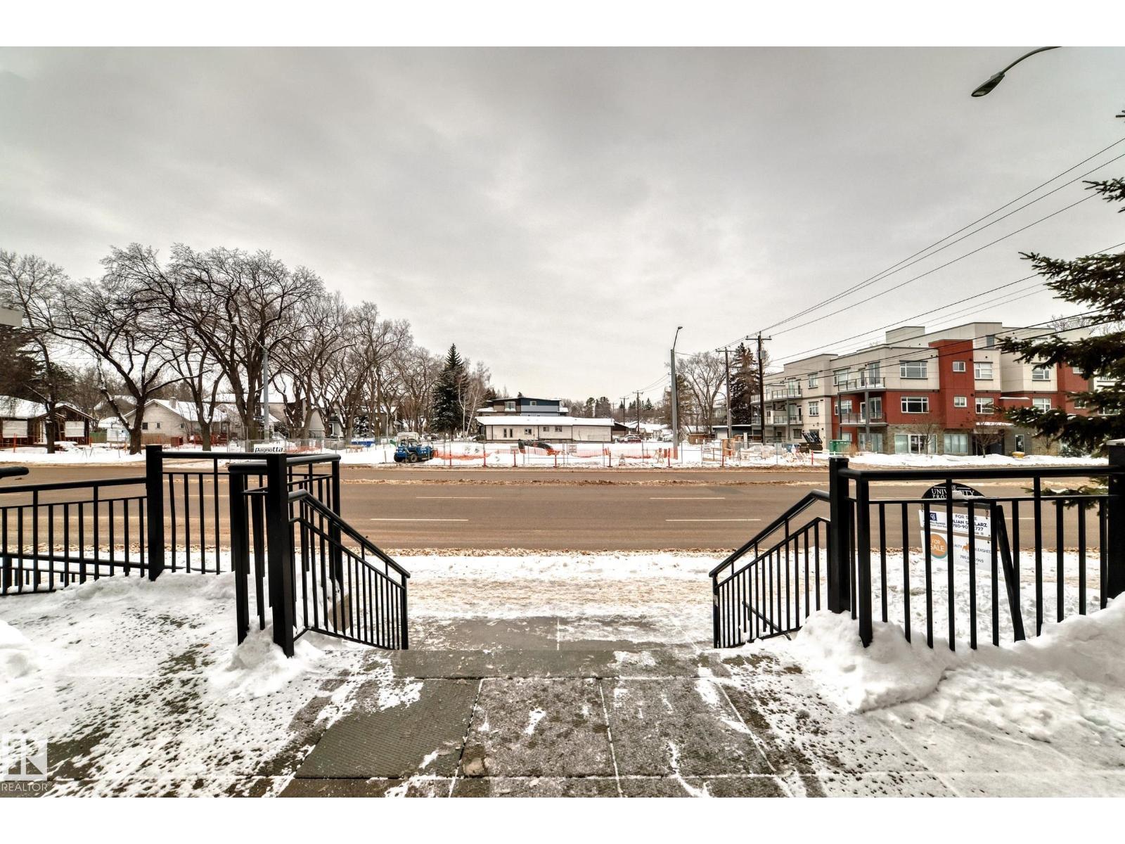 #103 7907 109 ST NW - 54