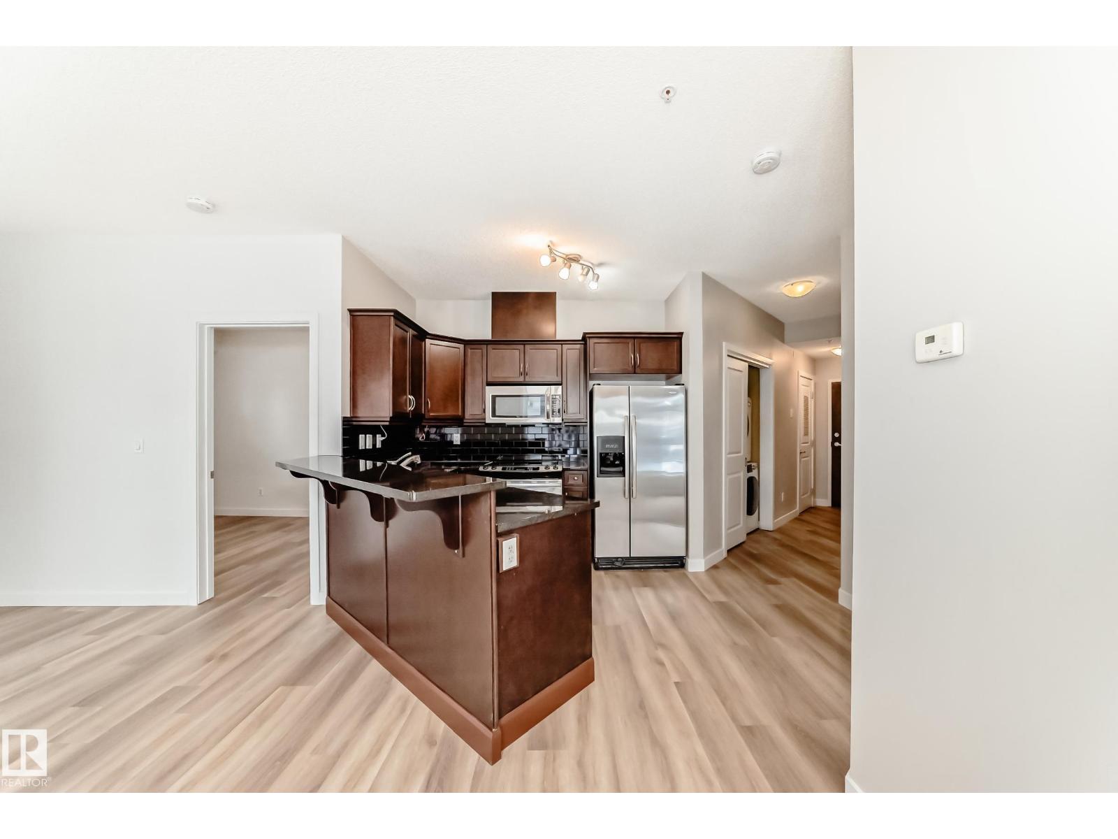 #103 7907 109 ST NW - 8