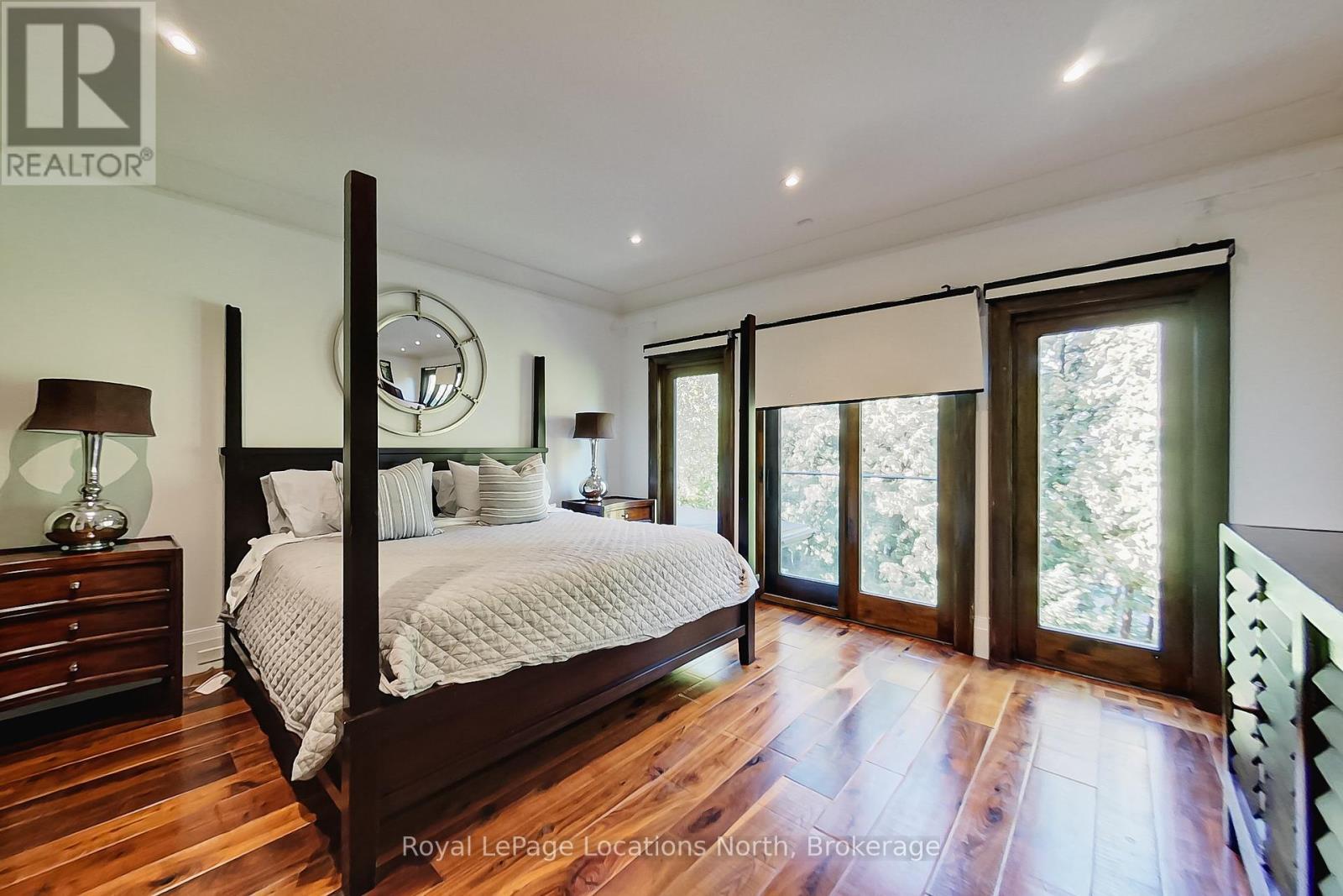 115 ELLIS DRIVE - 33