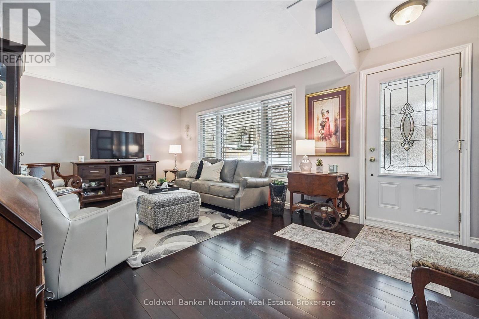 212 WAVERLEY DRIVE - Photo 3 of 28, Guelph (Riverside Park), Ontario