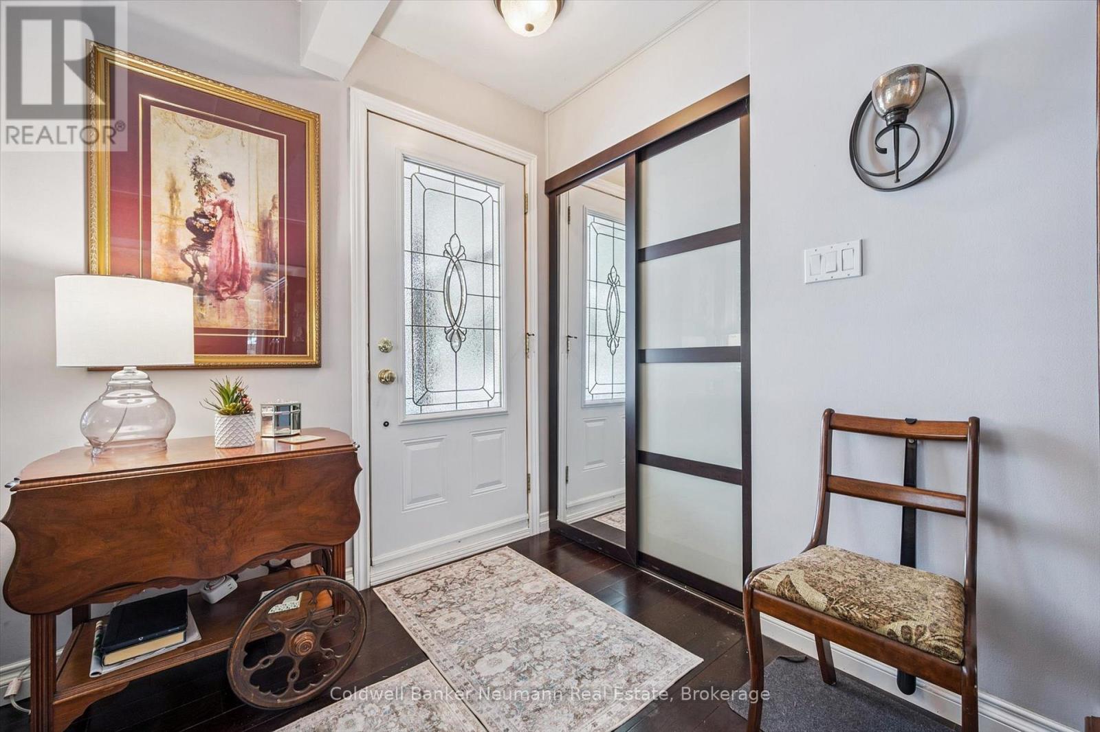 212 WAVERLEY DRIVE - Photo 4 of 28, Guelph (Riverside Park), Ontario