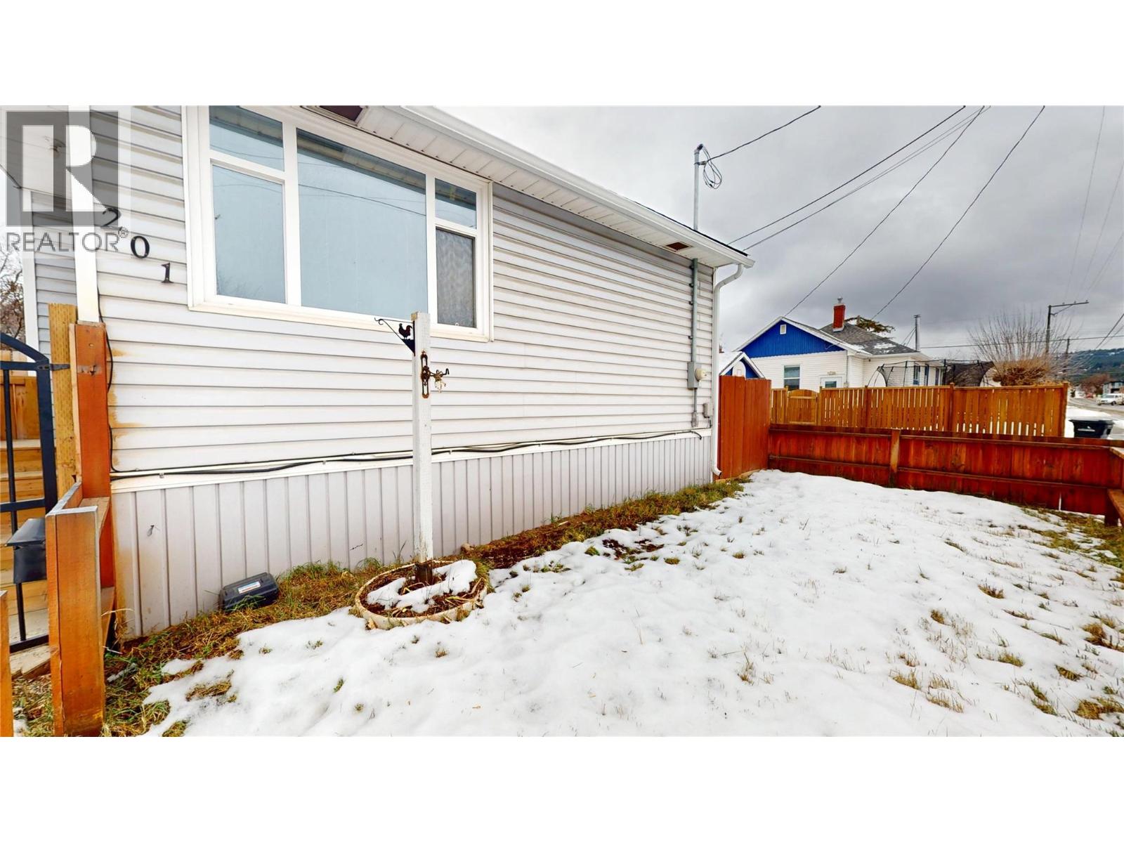 201R 9TH Avenue S, Cranbrook