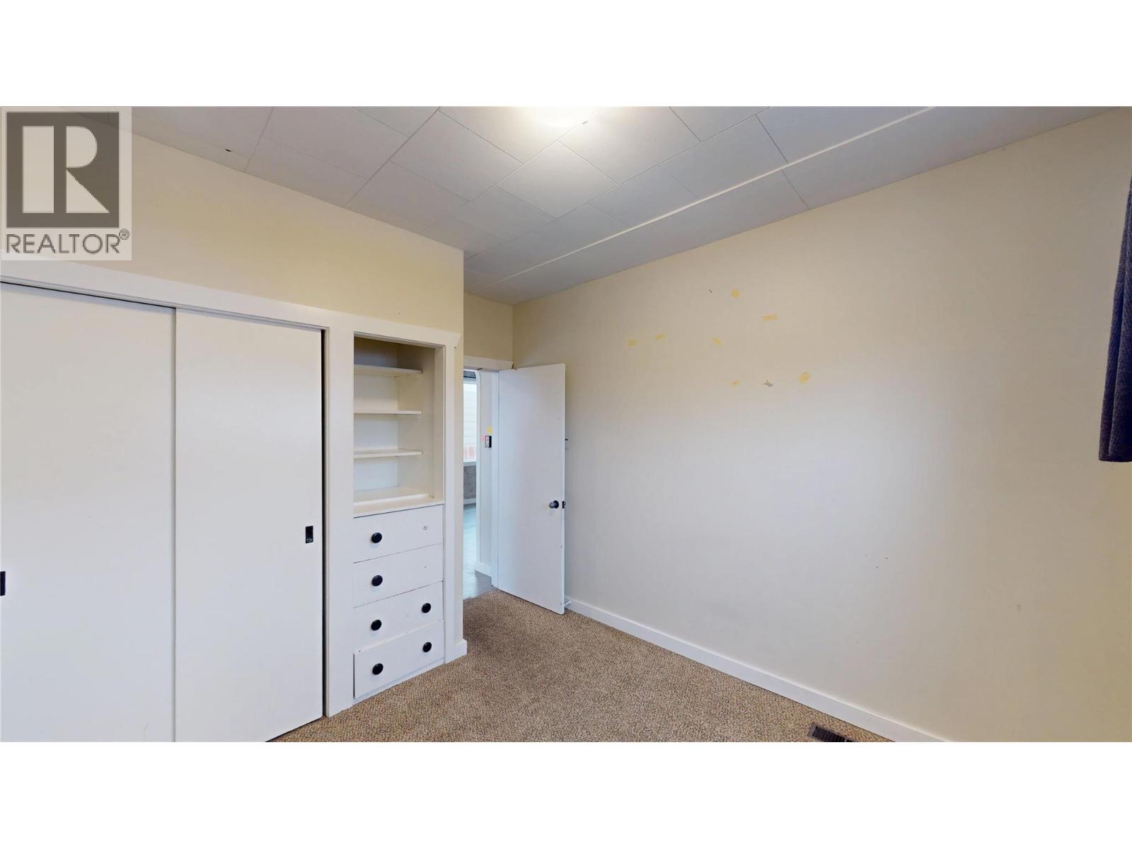 201R 9TH Avenue S, Cranbrook