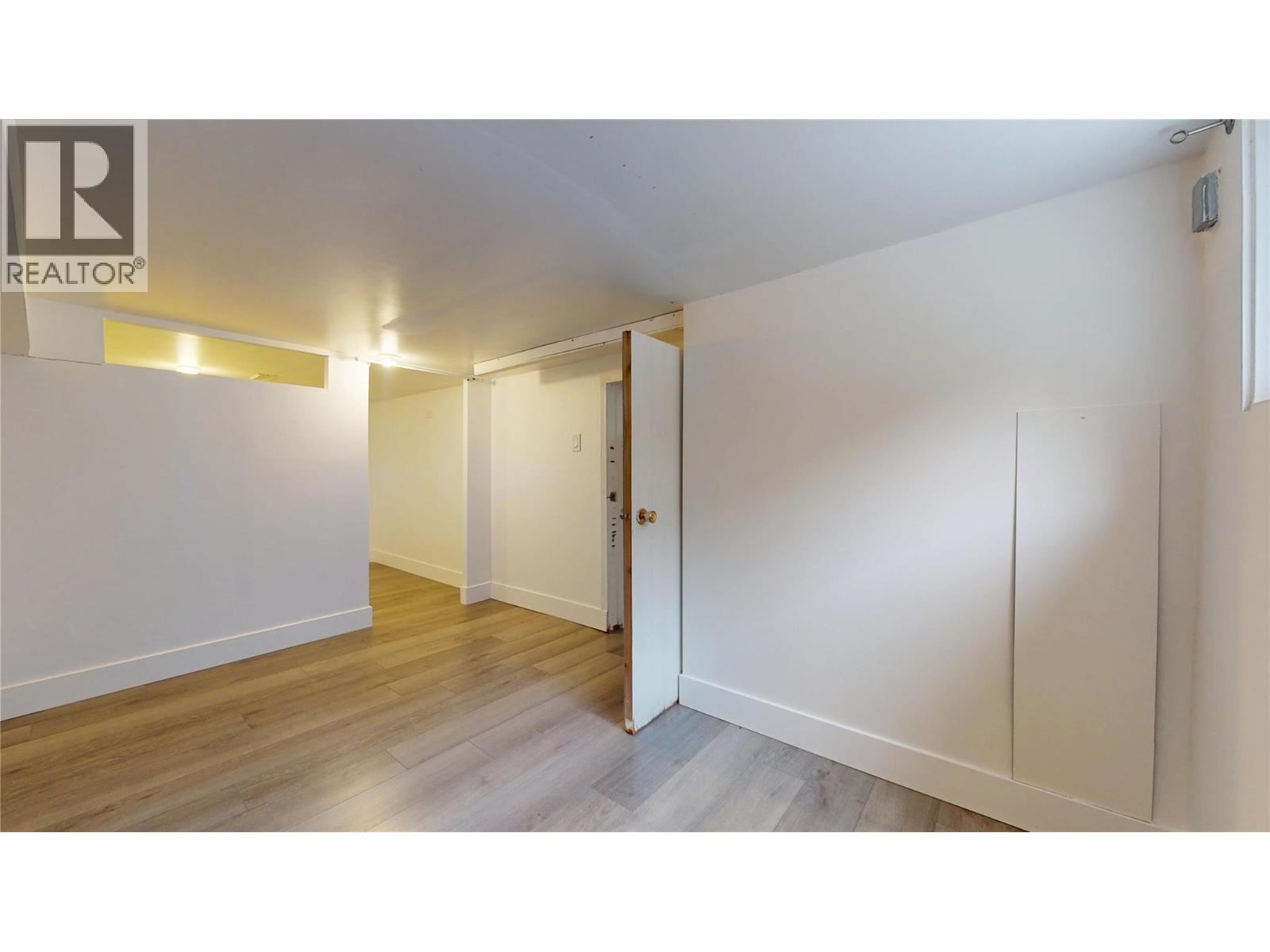 201R 9TH Avenue S, Cranbrook