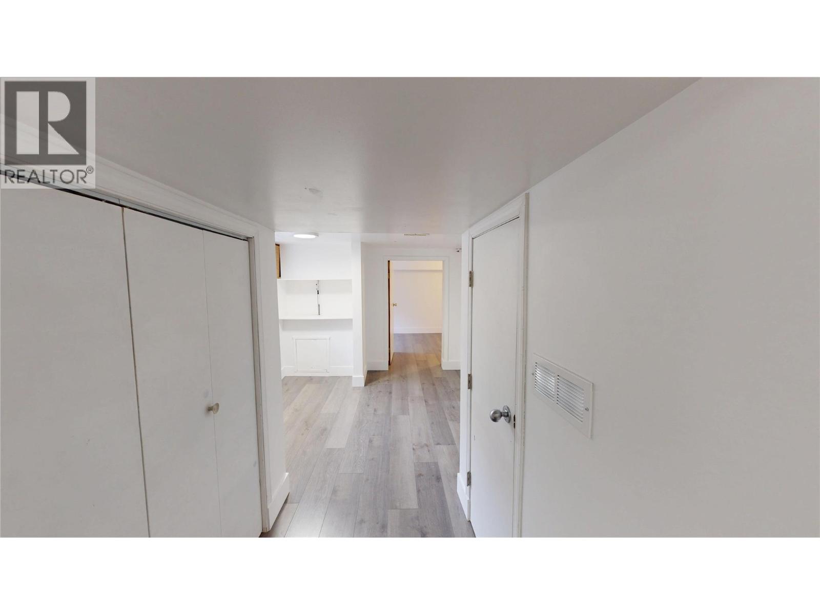 201R 9TH Avenue S, Cranbrook