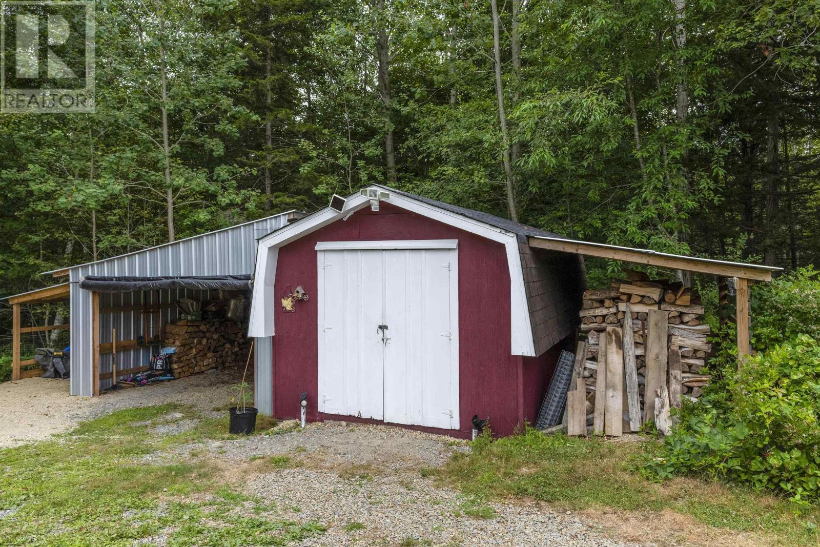 Property 35 of 43 of 2282 Patrice Road