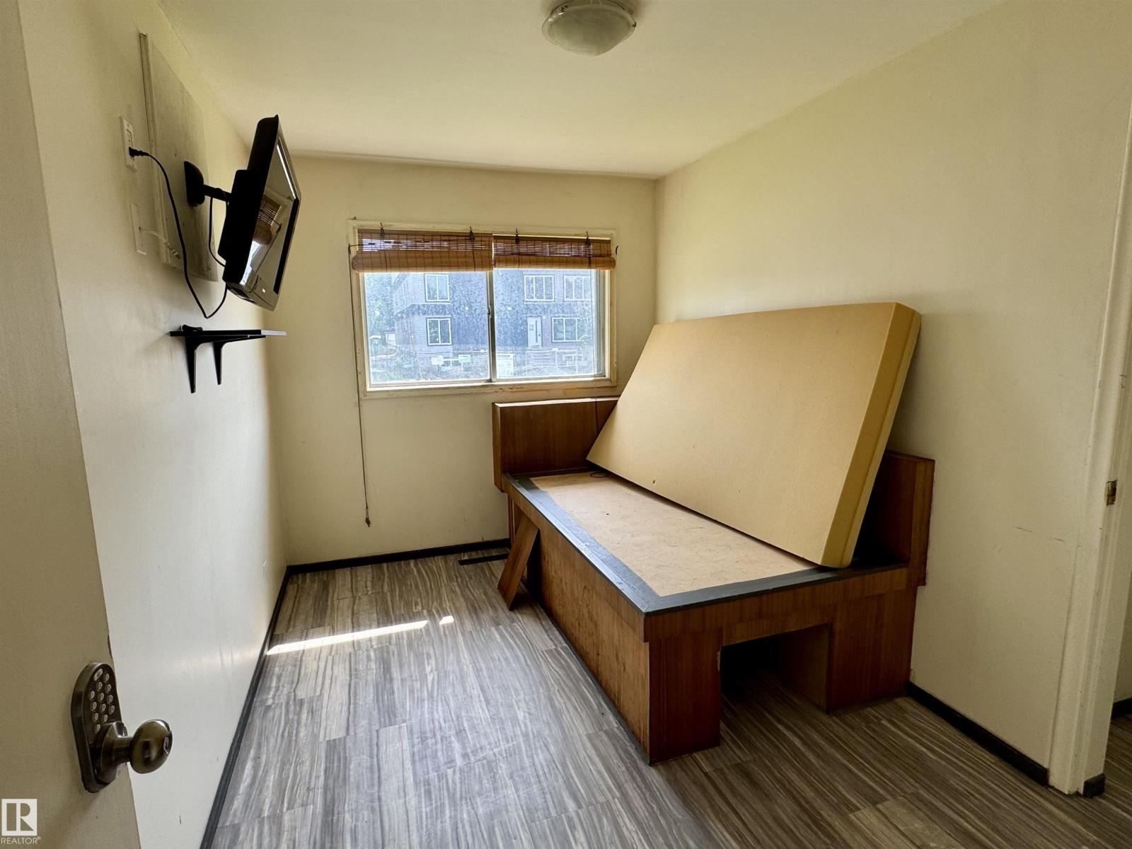 12312 82 ST NW, Edmonton