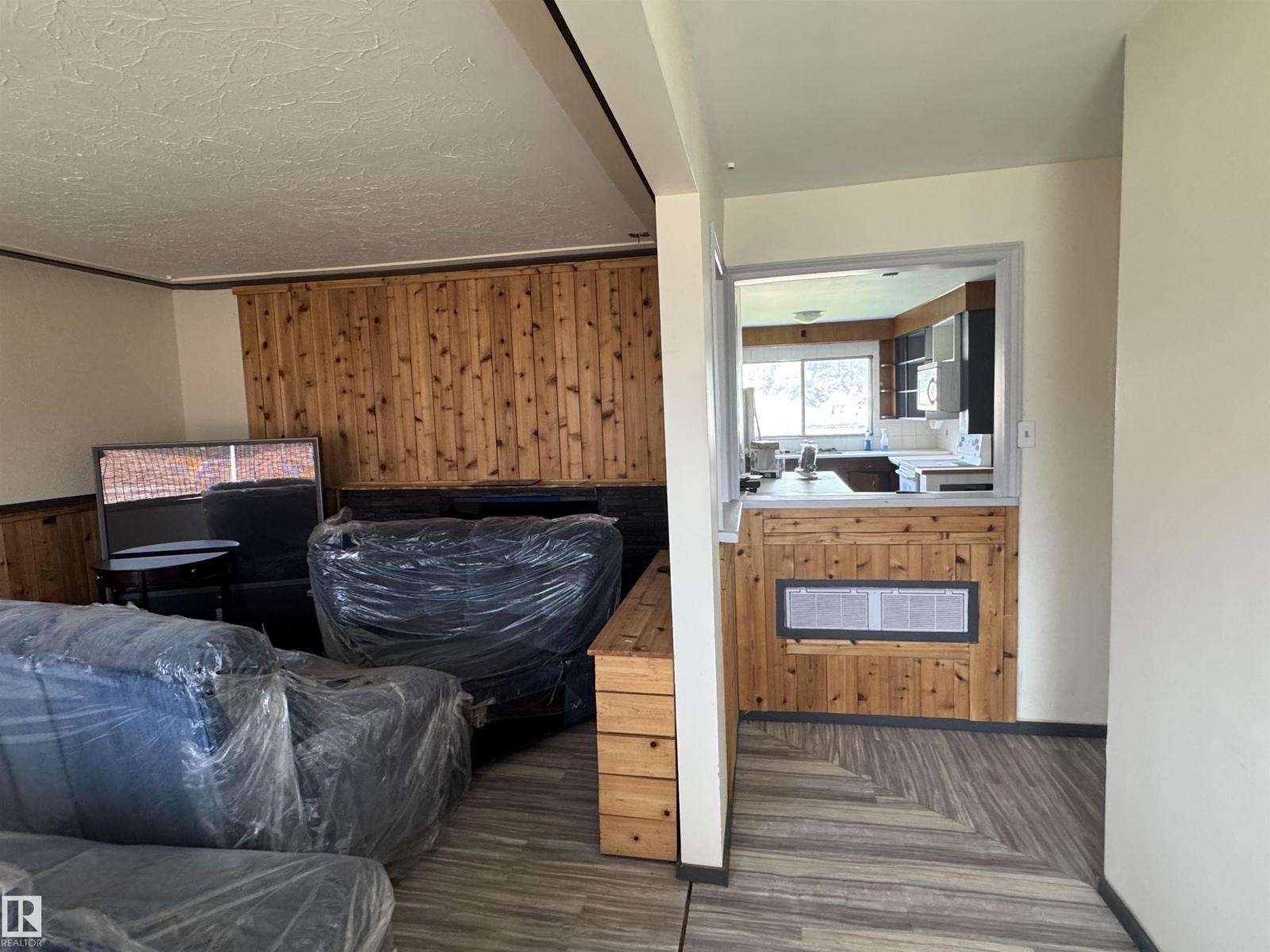 12312 82 ST NW, Edmonton