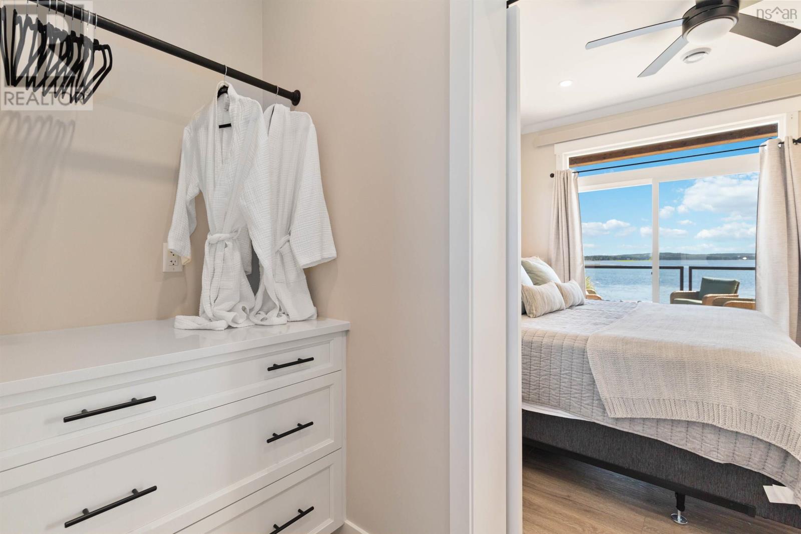 Property 30 of 41 of 4 693 Masons Beach Road