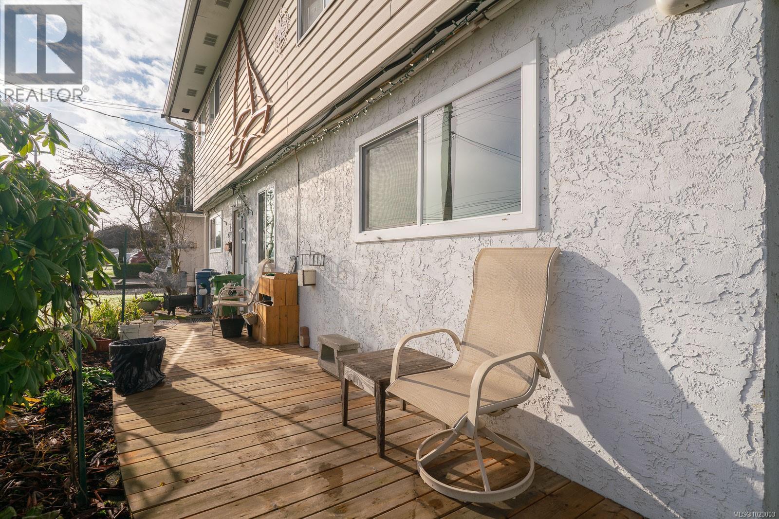 6274 Somenos Rd, Duncan