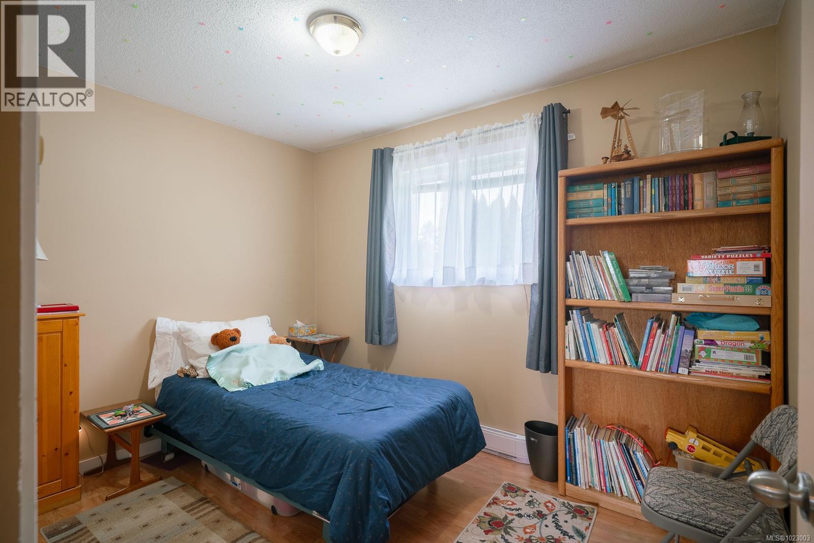 6274 Somenos Rd, Duncan