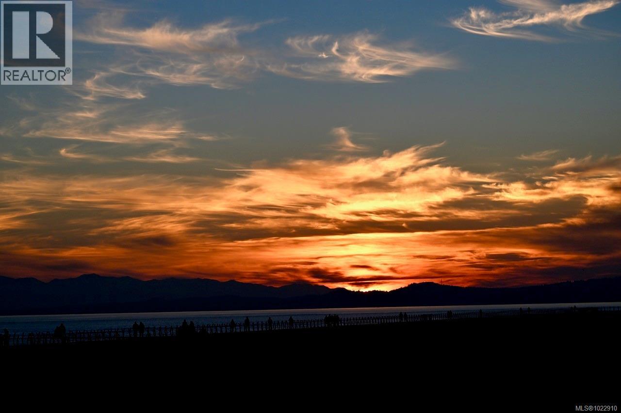  222 Dallas Road, Victoria