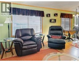 6 Highland Avenue, Jackfish Lake, SK S0M0L0 Photo 11