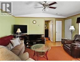 6 Highland Avenue, Jackfish Lake, SK S0M0L0 Photo 13