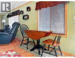 6 Highland Avenue, Jackfish Lake, SK S0M0L0 Photo 9