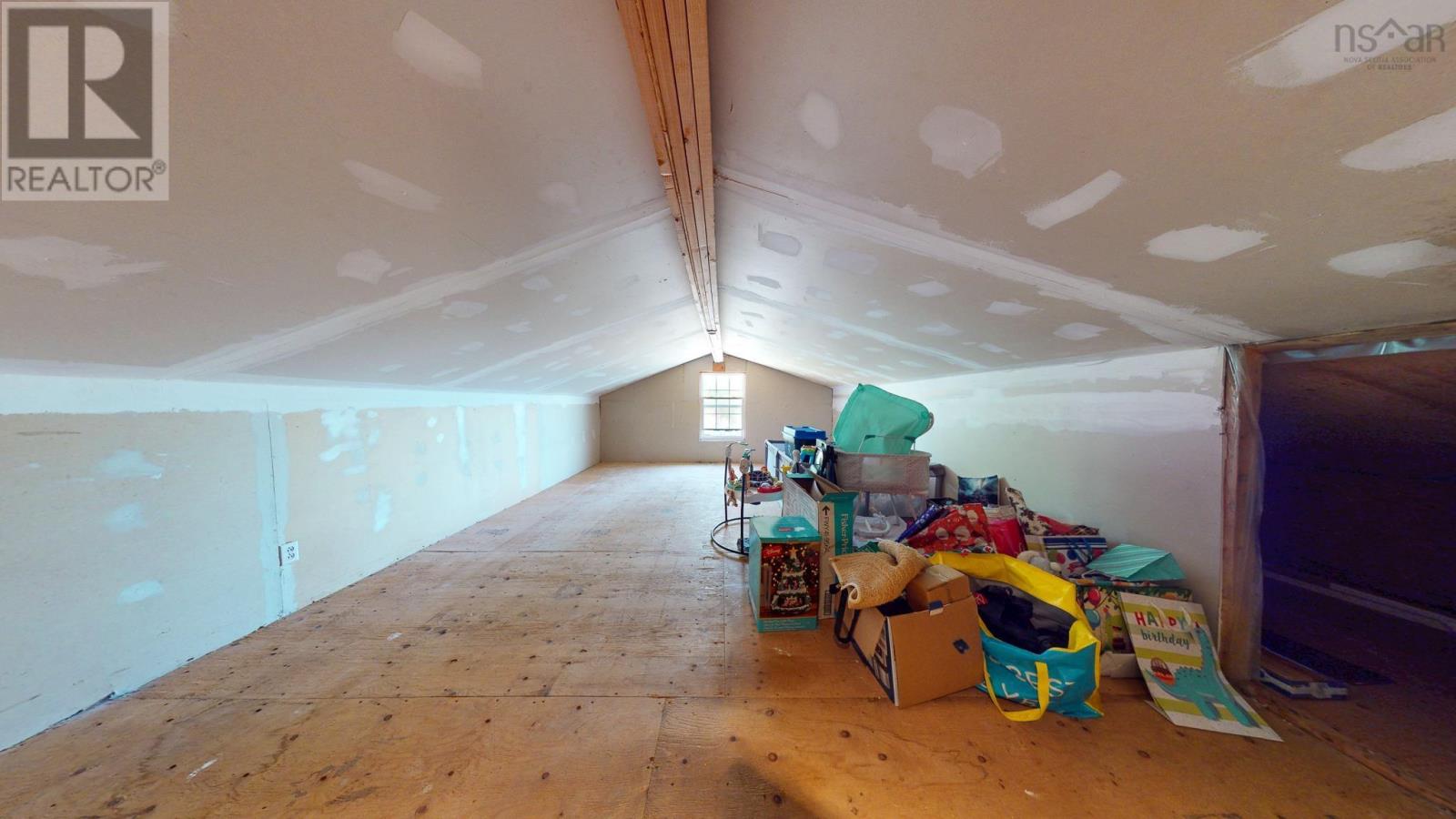 Property 33 of 46 of 1477 Lakewood Road