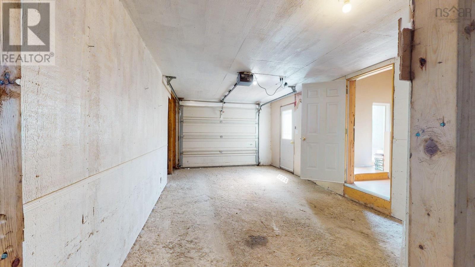 Property 34 of 46 of 1477 Lakewood Road