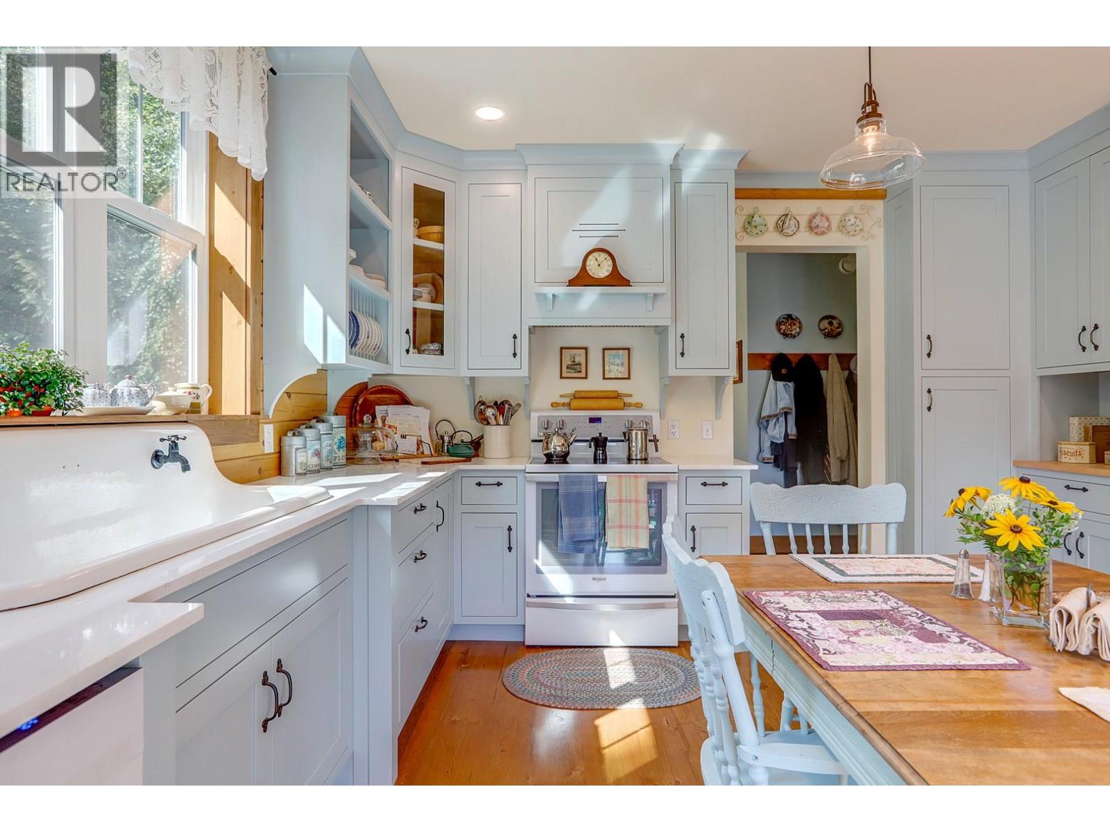 44 Mackenzie Road, Salmon Arm