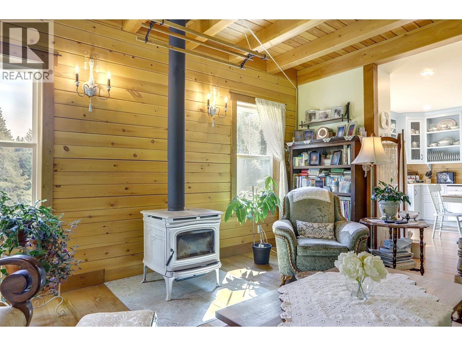 44 Mackenzie Road, Salmon Arm