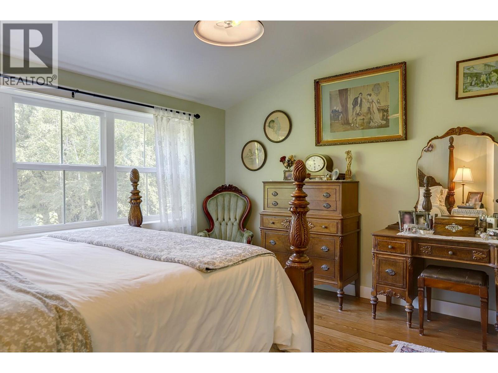 44 Mackenzie Road, Salmon Arm