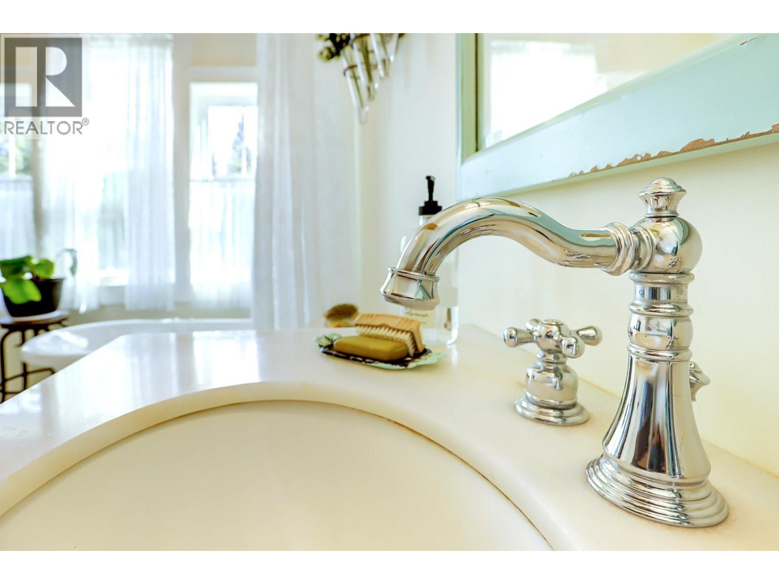 44 Mackenzie Road, Salmon Arm