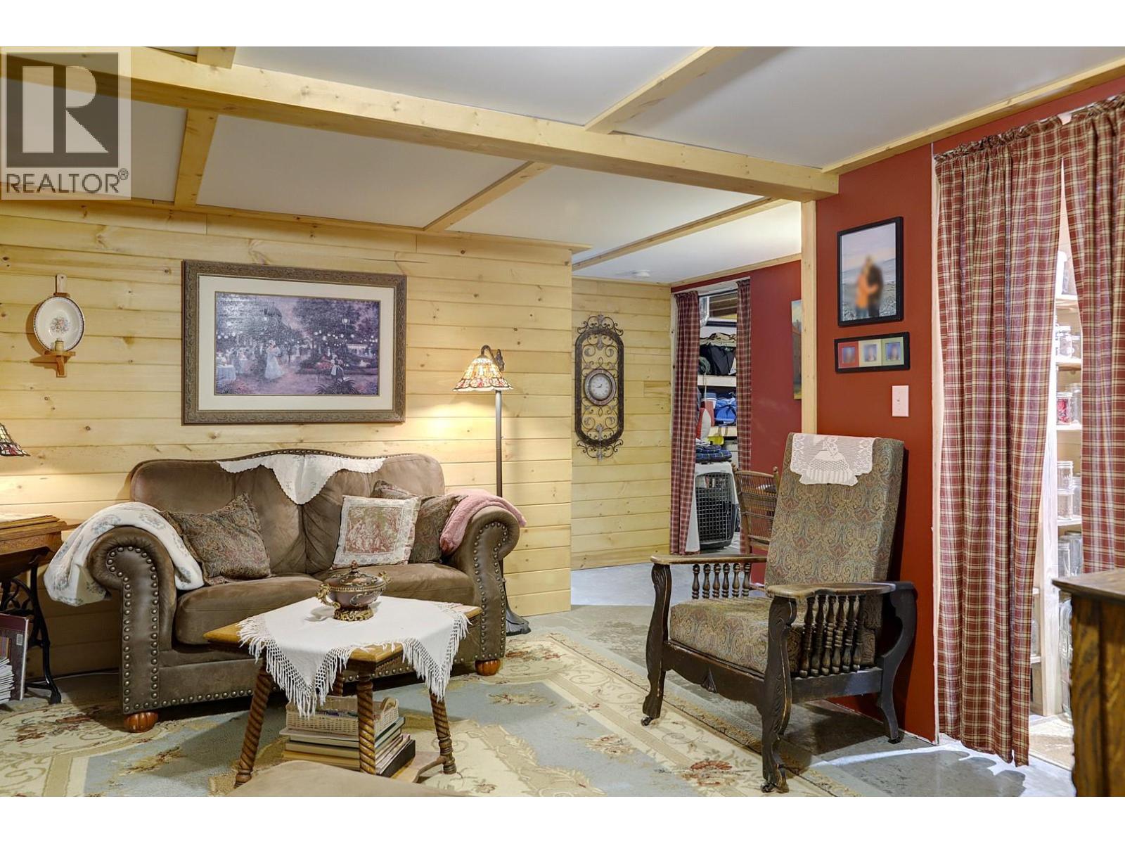 44 Mackenzie Road, Salmon Arm