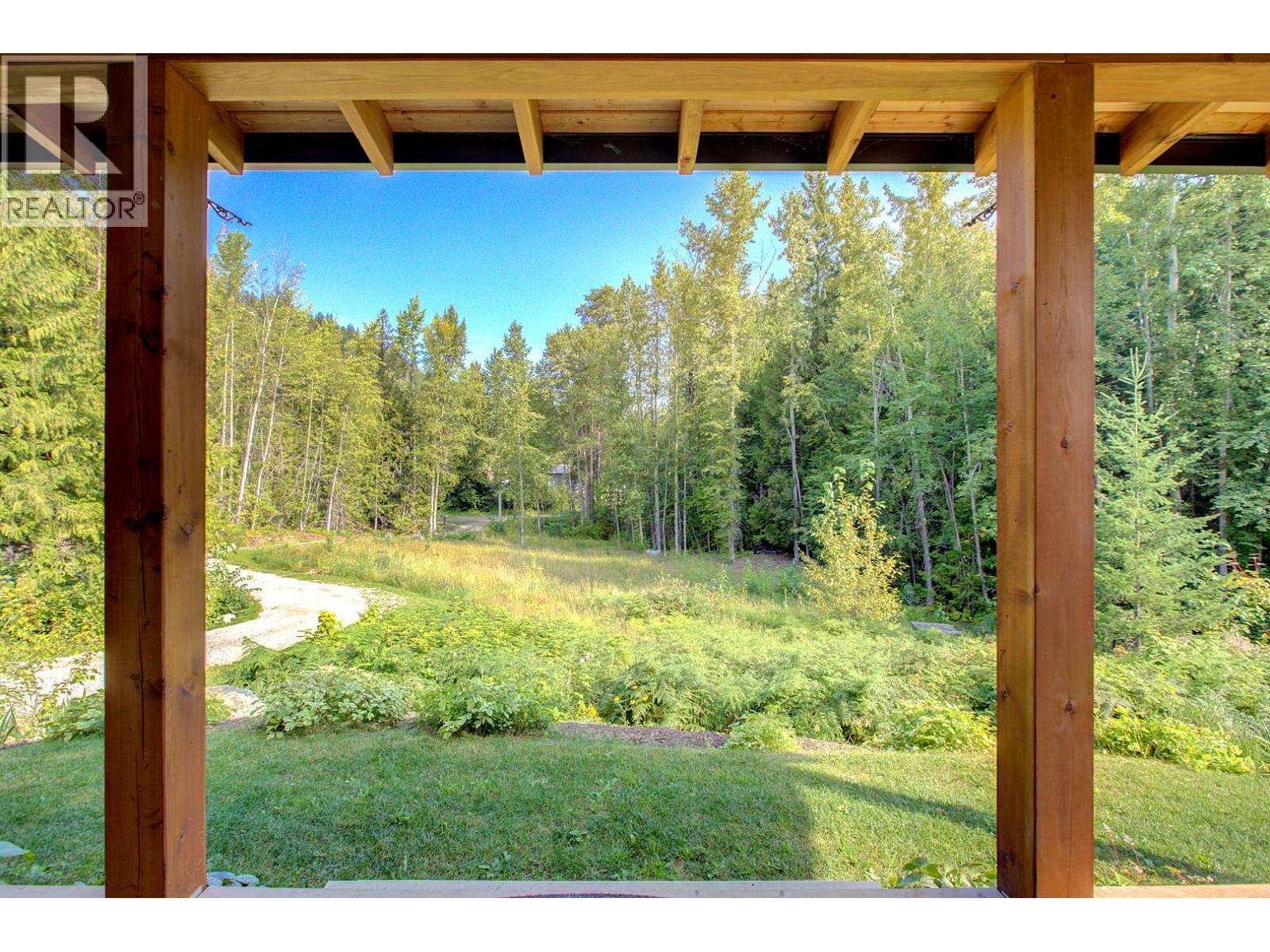 44 Mackenzie Road, Salmon Arm