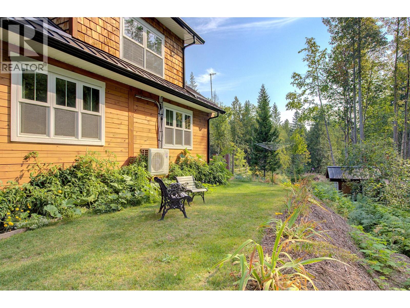 44 Mackenzie Road, Salmon Arm