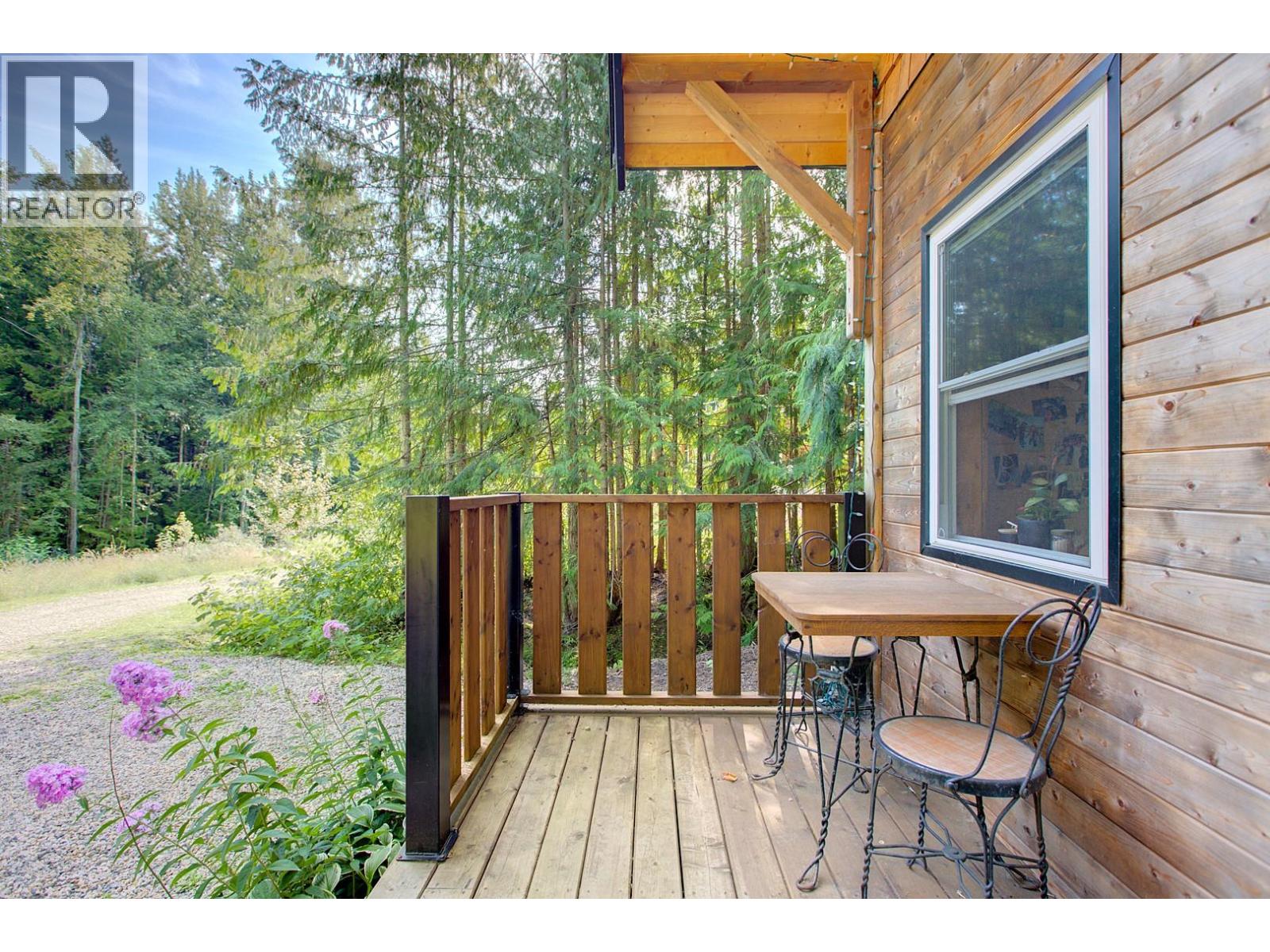 44 Mackenzie Road, Salmon Arm