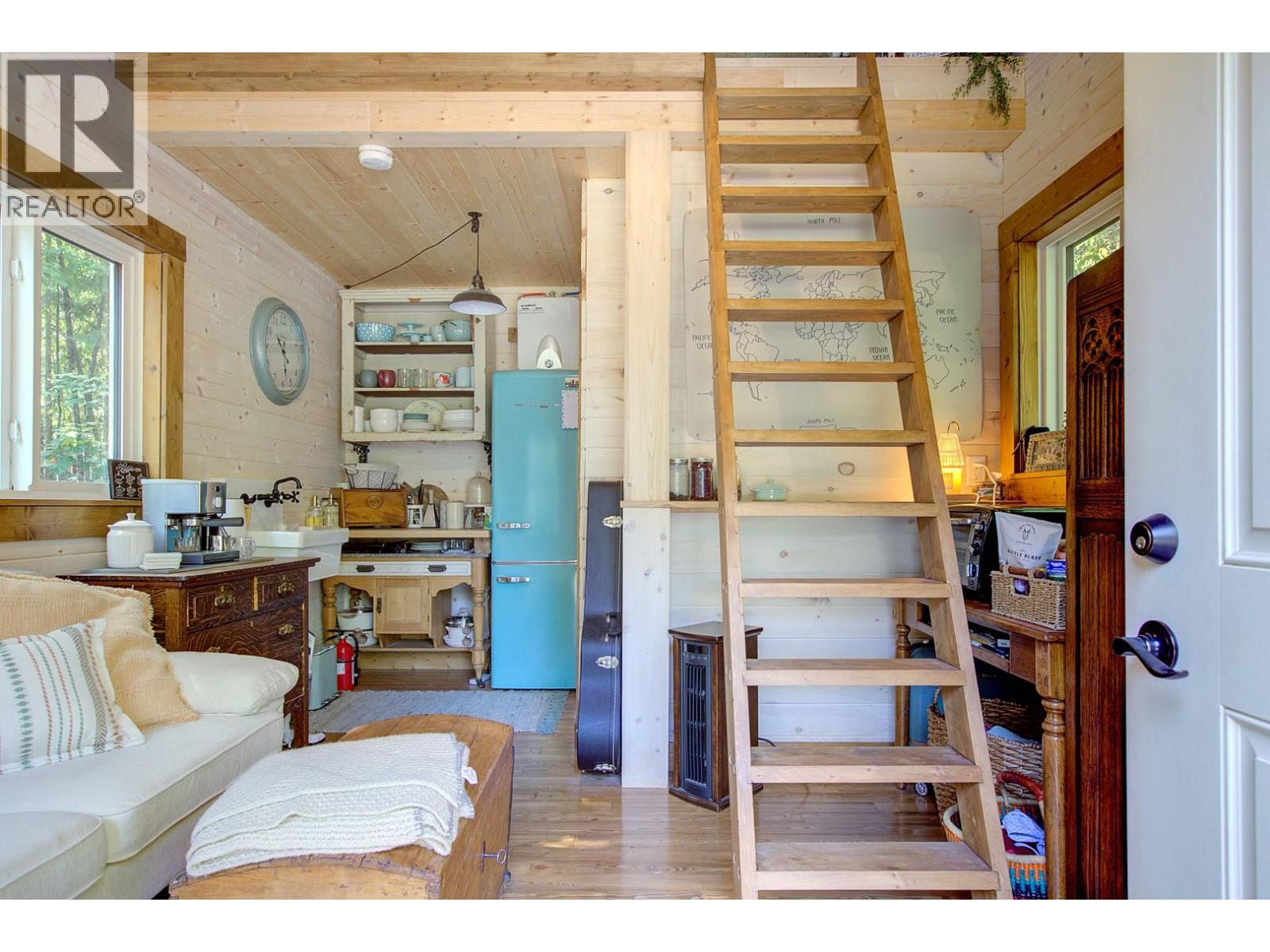 44 Mackenzie Road, Salmon Arm