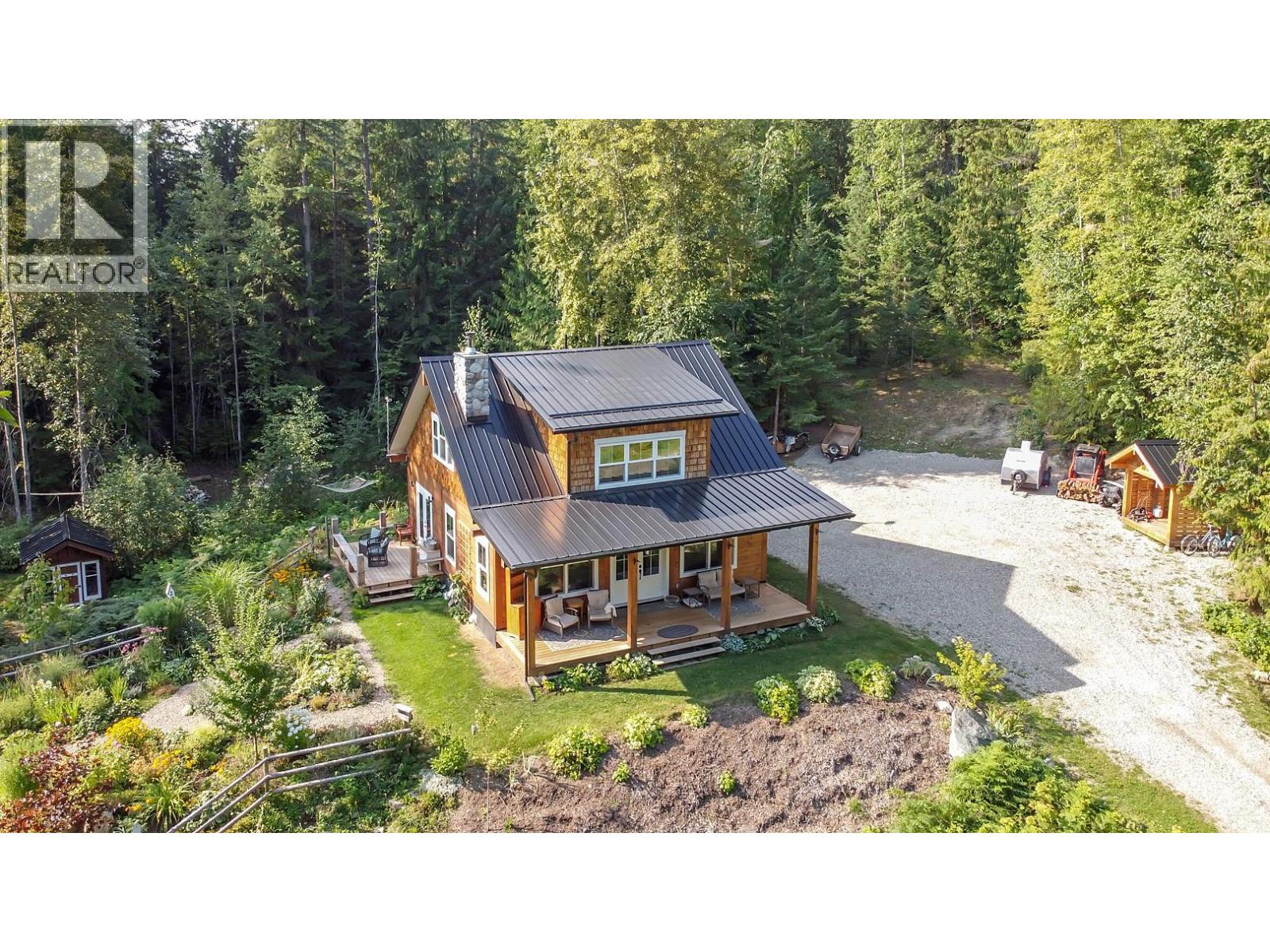 44 Mackenzie Road, Salmon Arm