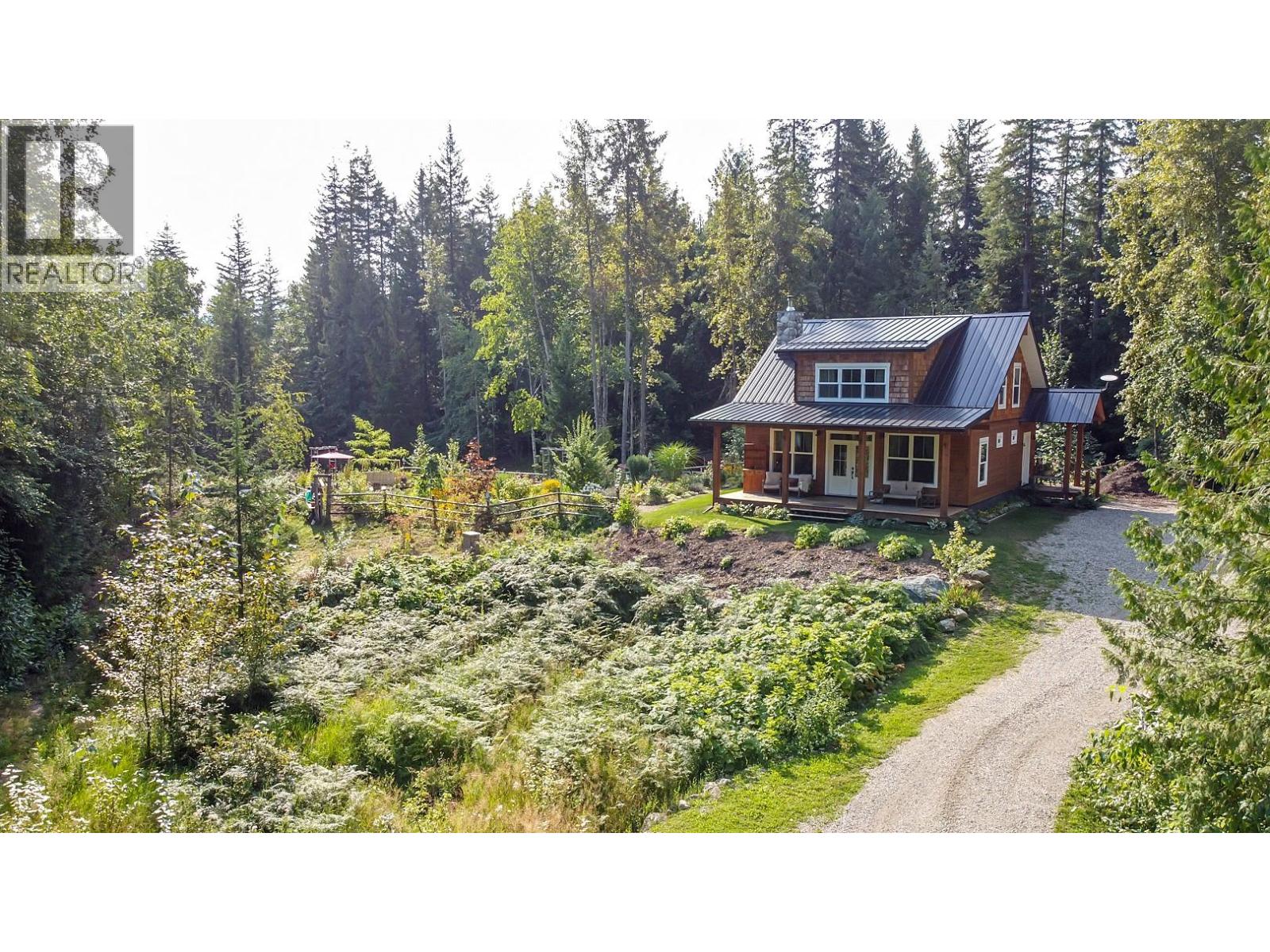 44 Mackenzie Road, Salmon Arm
