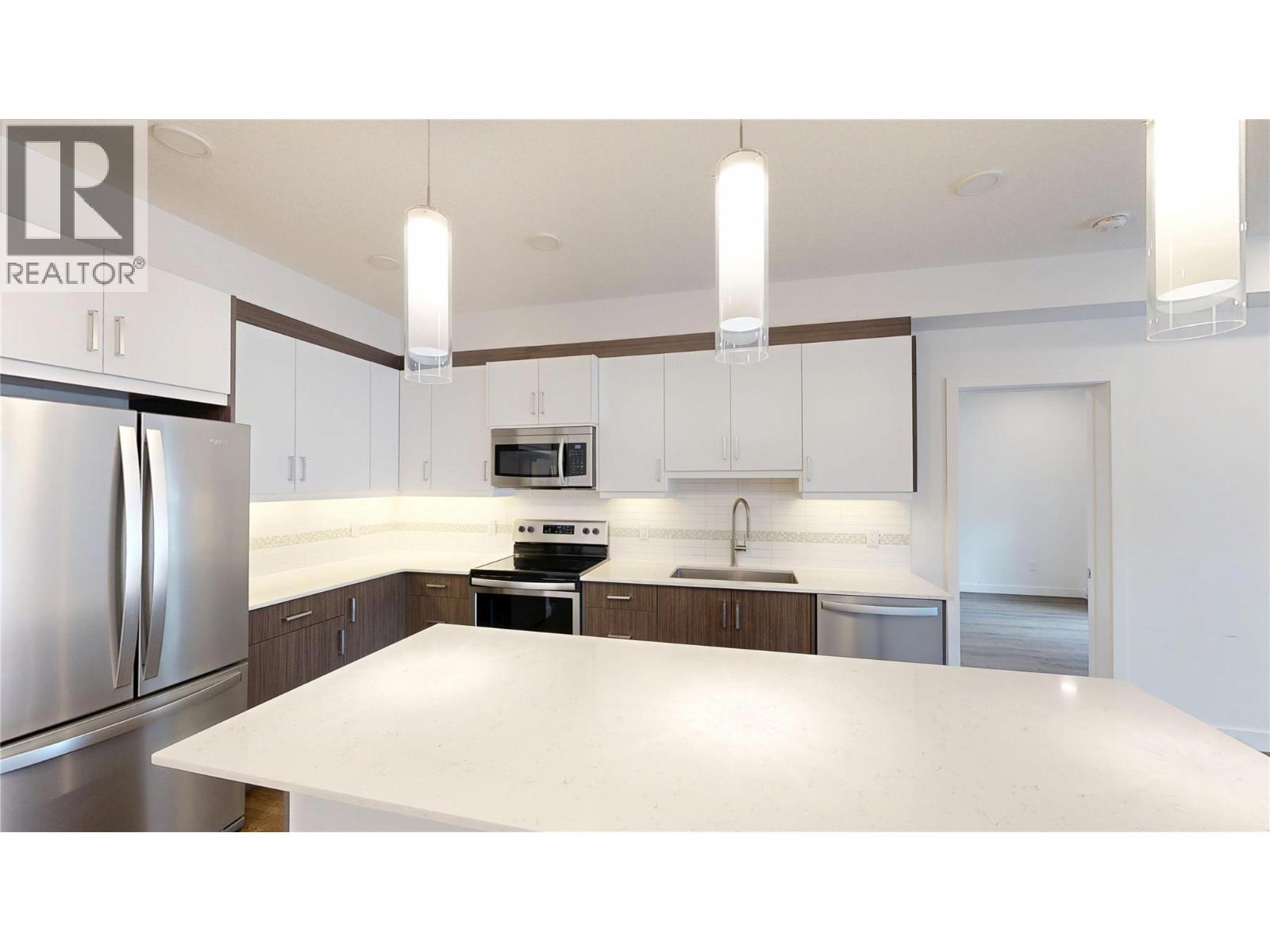 #1202 410 5TH AVENUE - 12