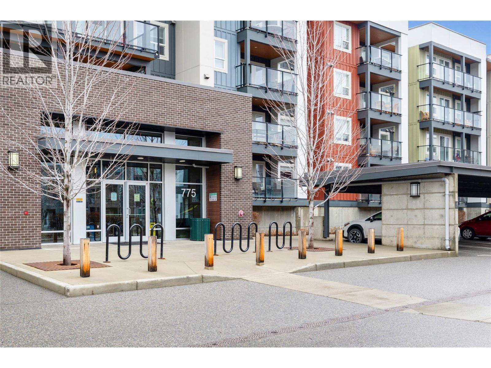 203 775 Academy Way, Kelowna