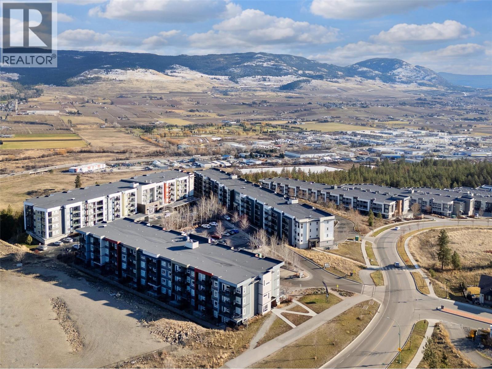 203 775 Academy Way, Kelowna