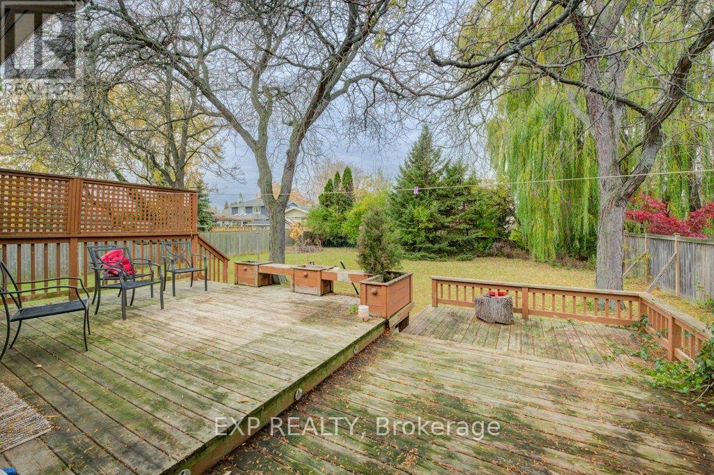 1361 STANBURY ROAD - 21