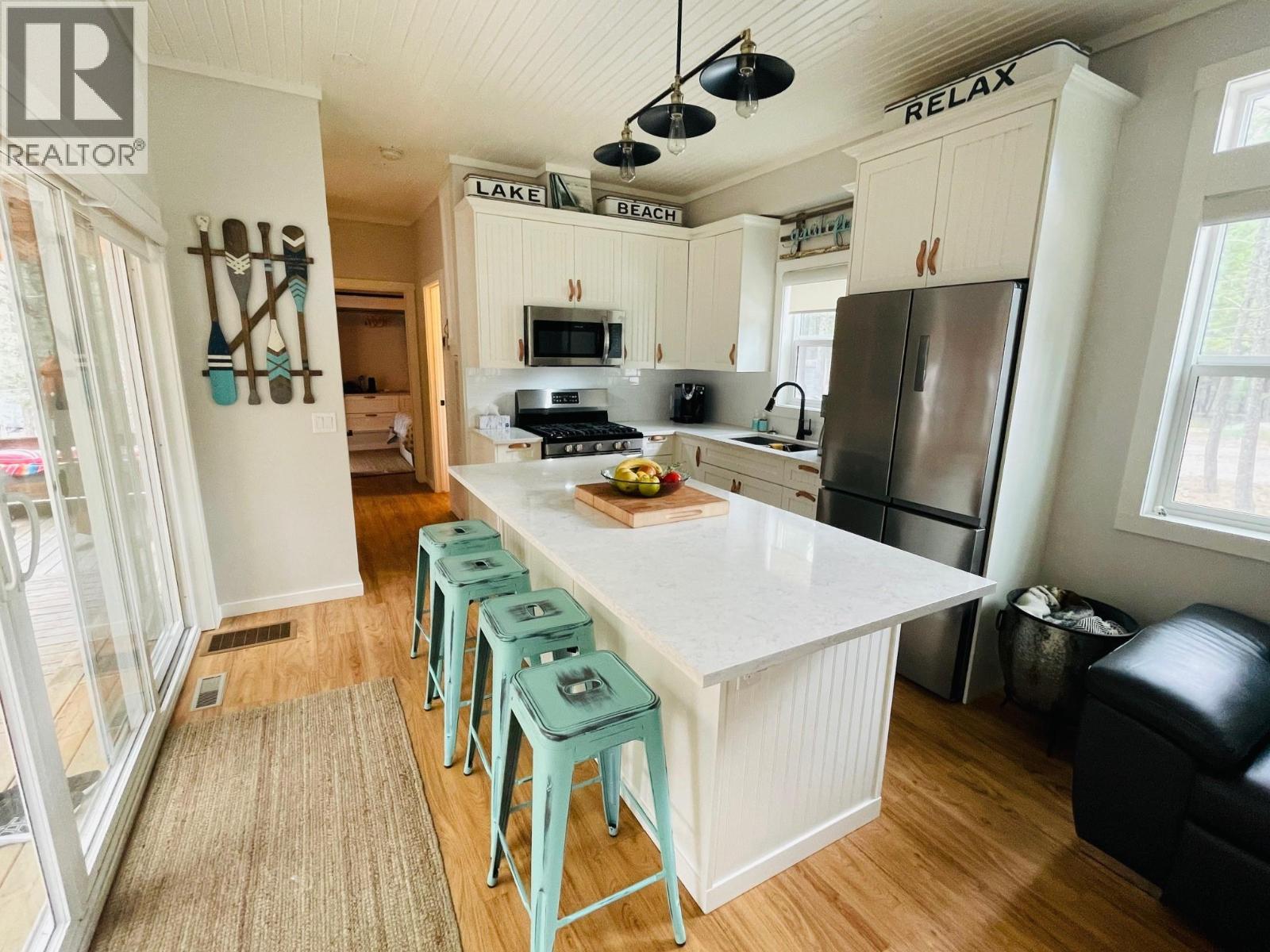 517 HUMMINGBIRD LANE LOT# 49 - 6