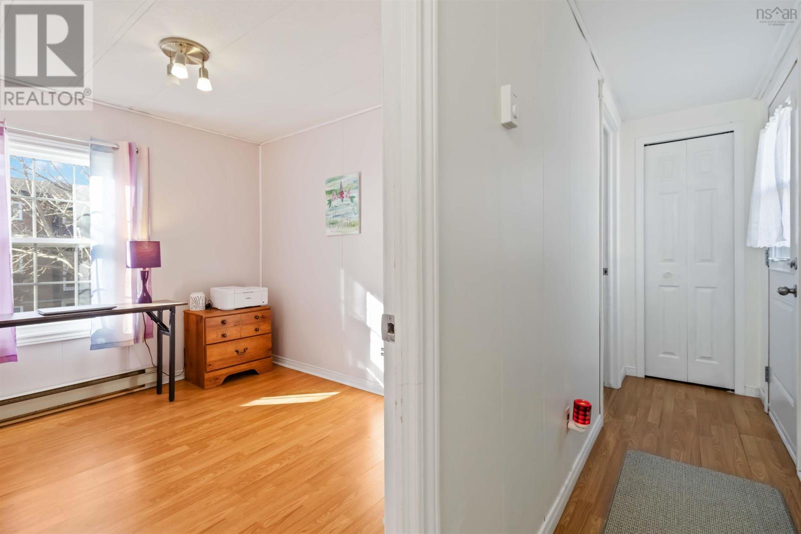 Property 19 of 26 of 2 Stanley Street