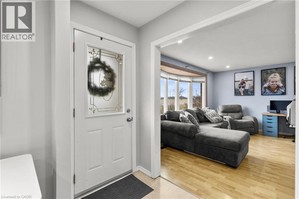 5993 SILVER Street - Photo 5 of 50, West Lincoln, Ontario