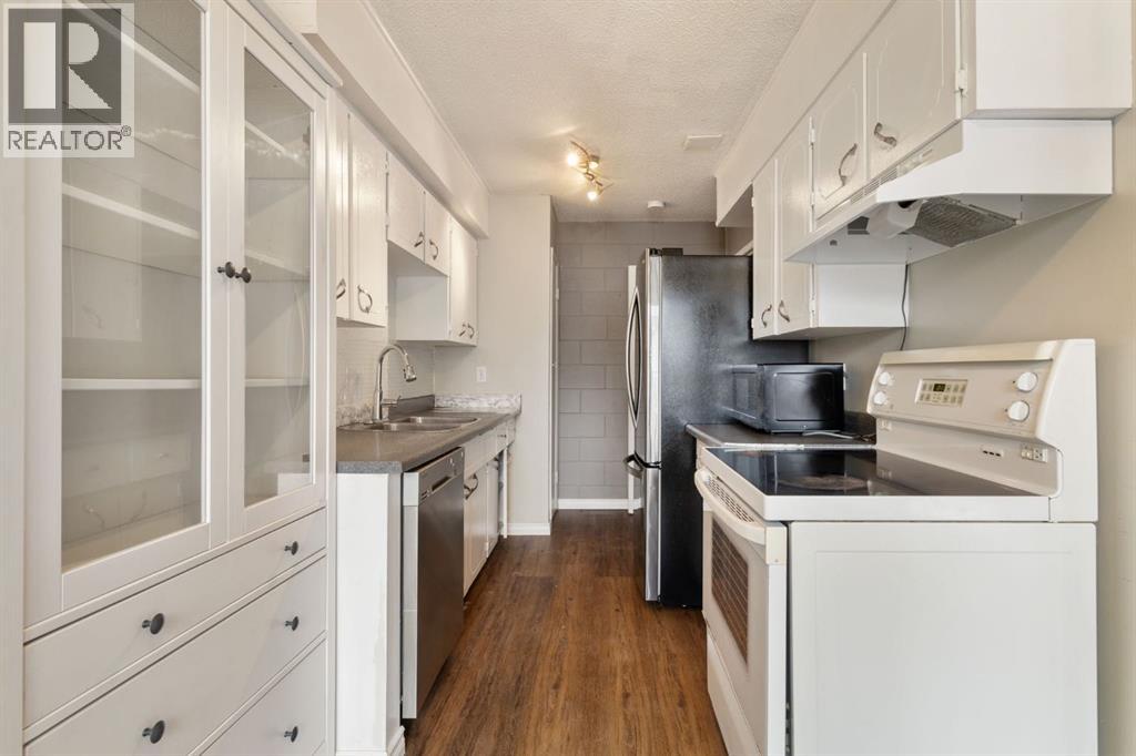 Single Family House for Sale in   Buckthorn Road NW Thorncliffe Calgary 