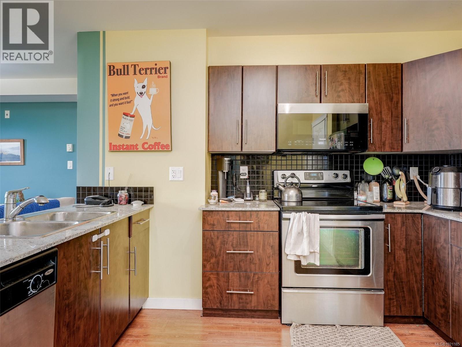 409 1405 Esquimalt Street, Esquimalt