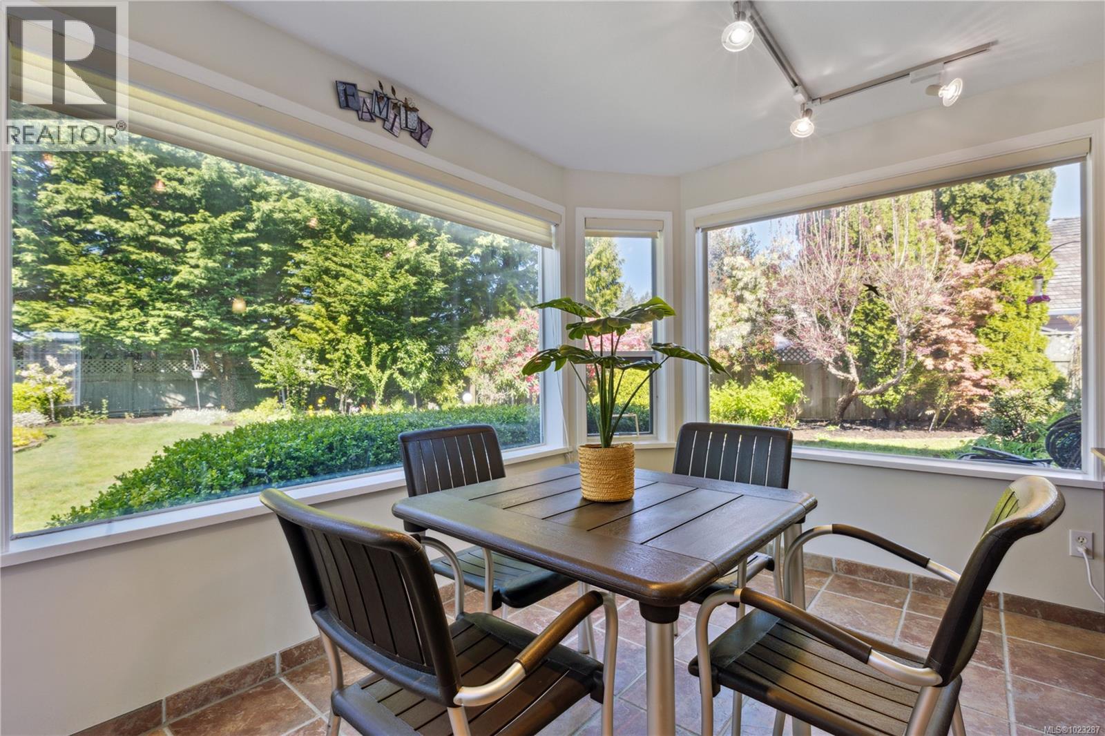 729 Crown Isle Dr, Courtenay