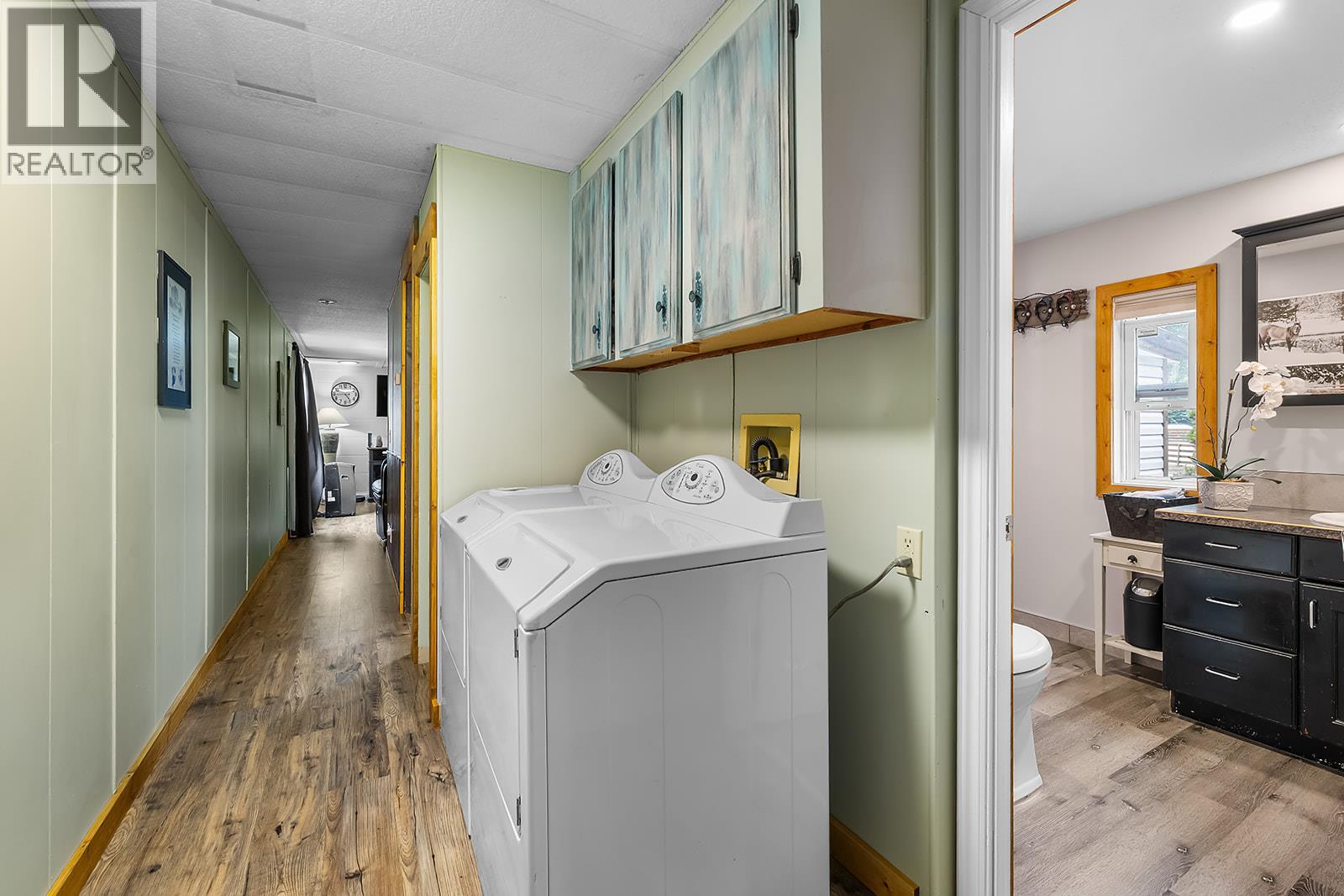 1077 Goat River South Road, Creston