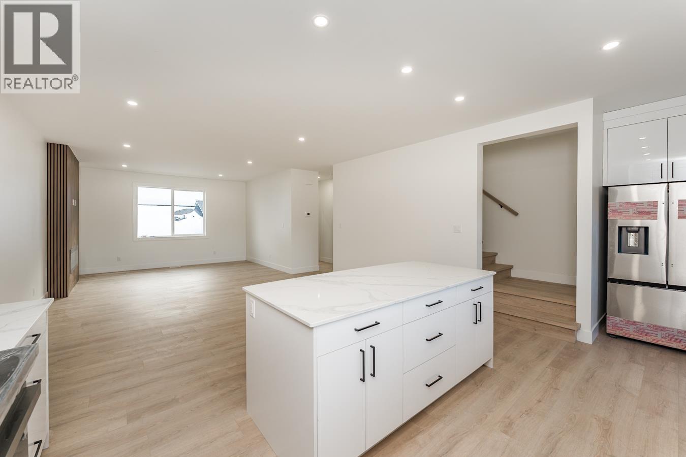 #1202 2395 ROWE STREET, Prince George