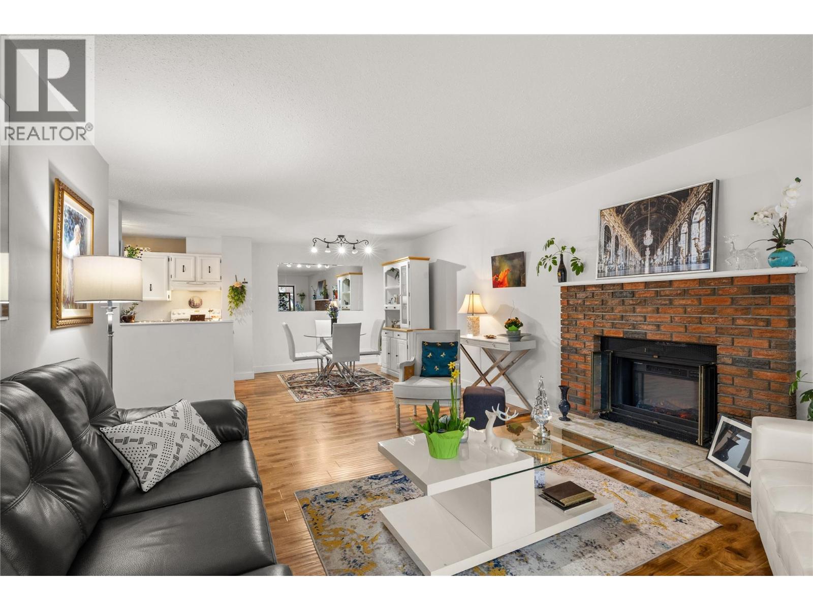 203 740 Winnipeg Street, Penticton