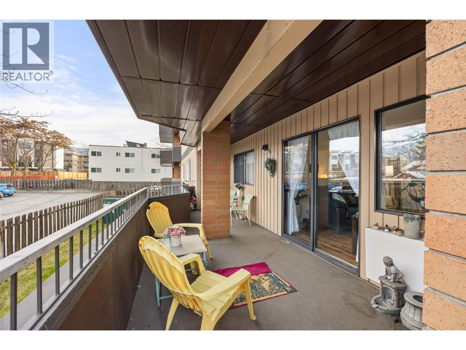 203 740 Winnipeg Street, Penticton