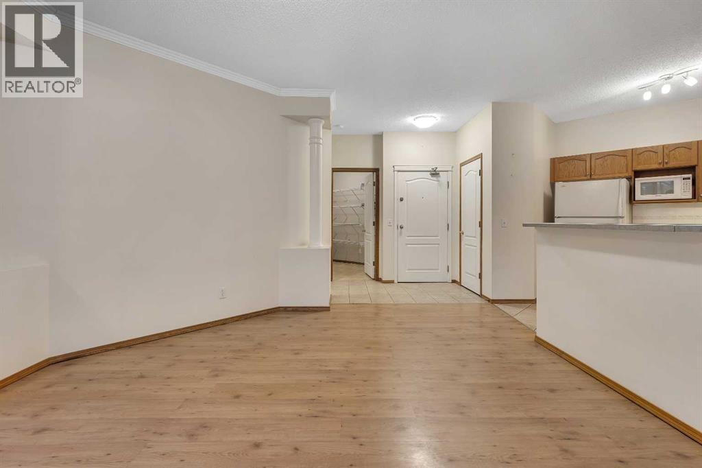 Single Family House for Sale in   Edgeridge Terrace NW Edgemont Calgary 