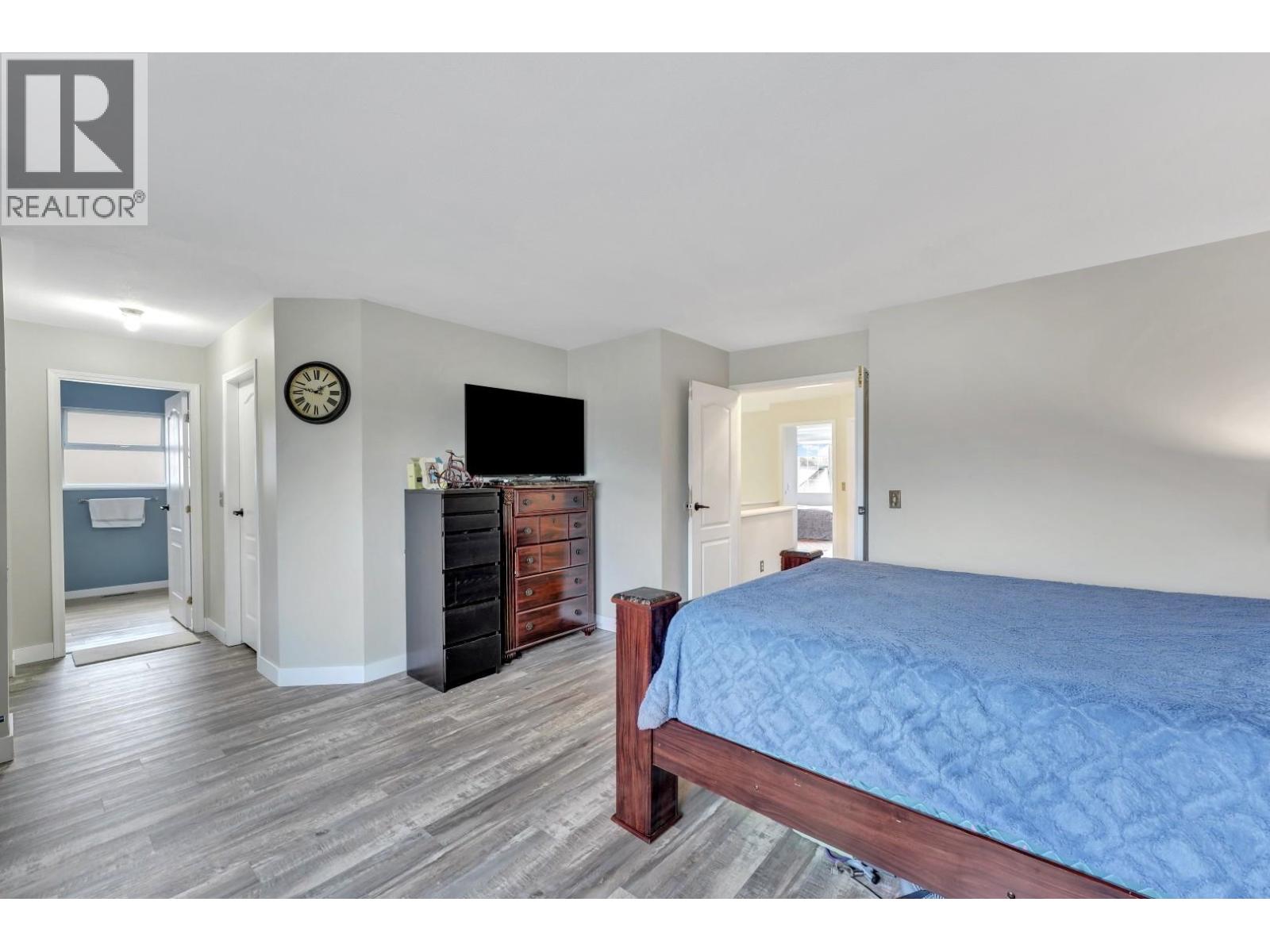 5680 OLIVER DRIVE, Richmond