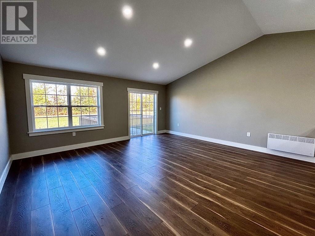 #15 621 Murphy Street - 14