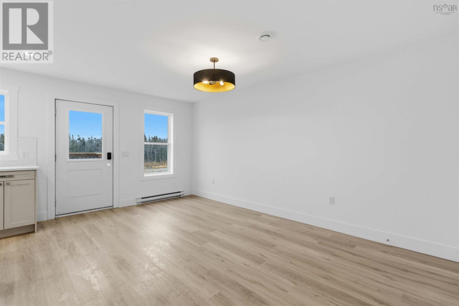 Property 23 of 41 of 4 Berm Street